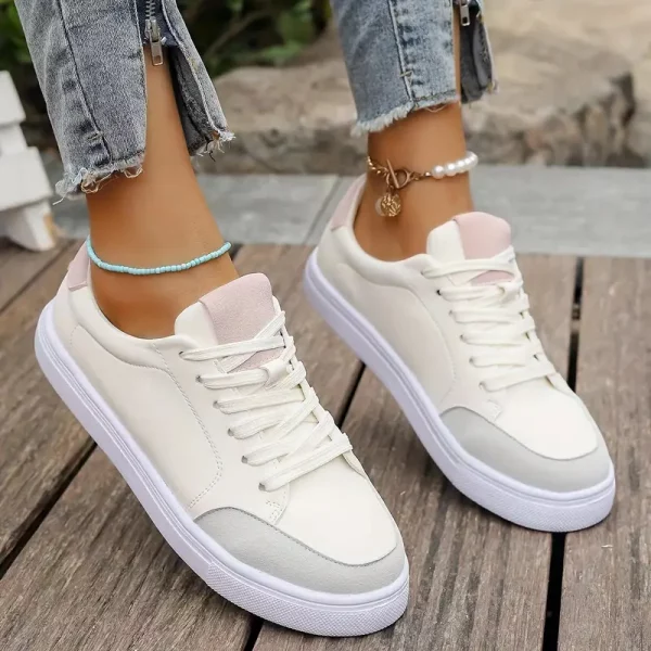 Sports Shoes