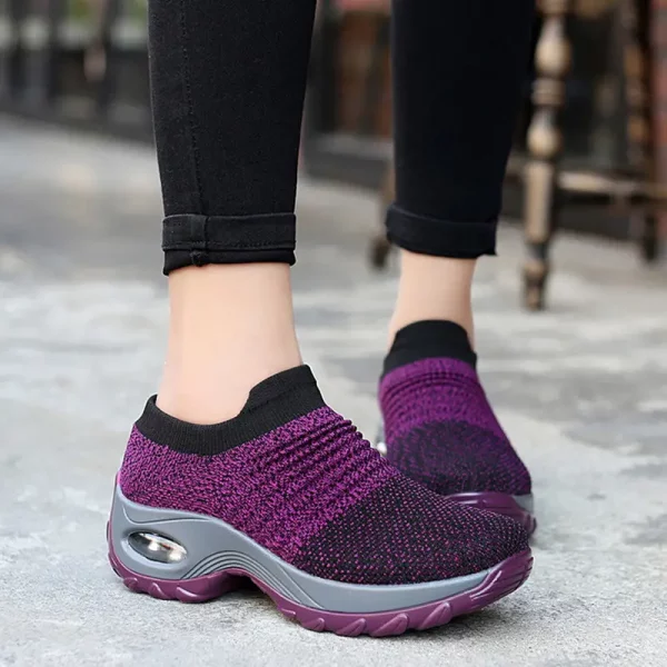 Sports Shoes