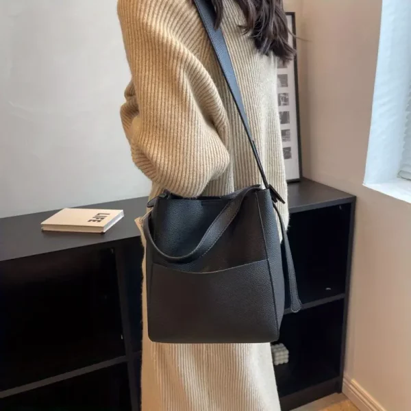 Leather bag