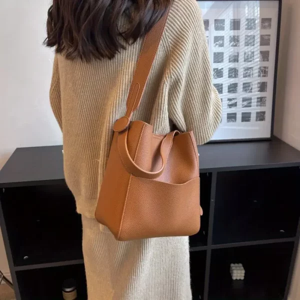 Leather bag
