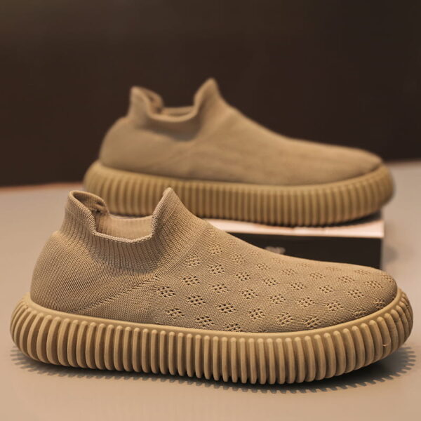 sports shoes