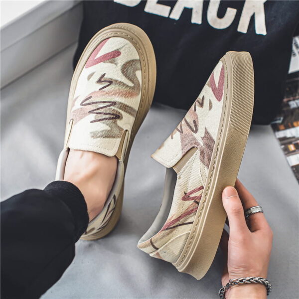 Sports Shoes