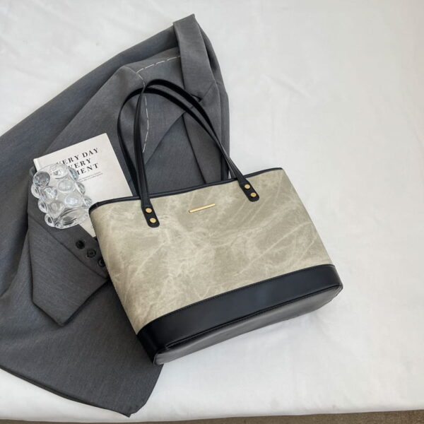 Leather bag