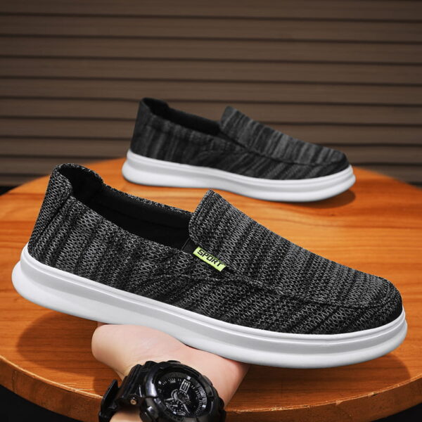 Sports Shoes