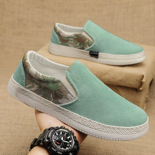 Sports Shoes