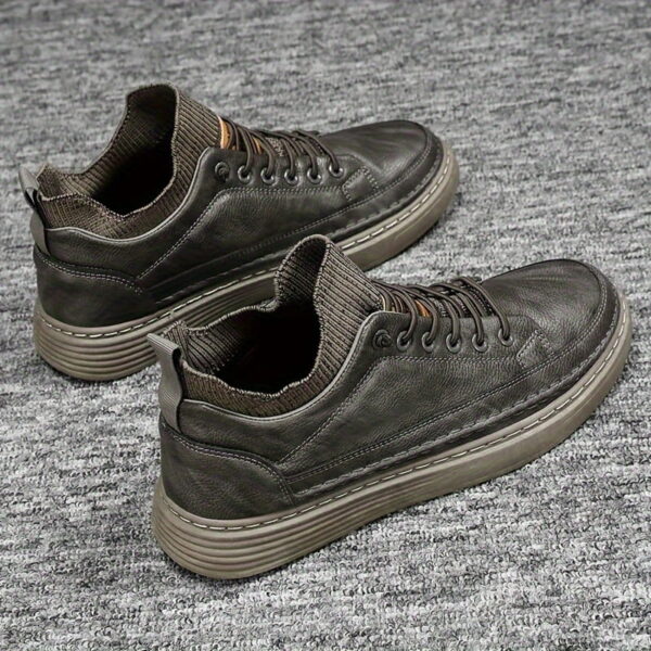 sports shoes