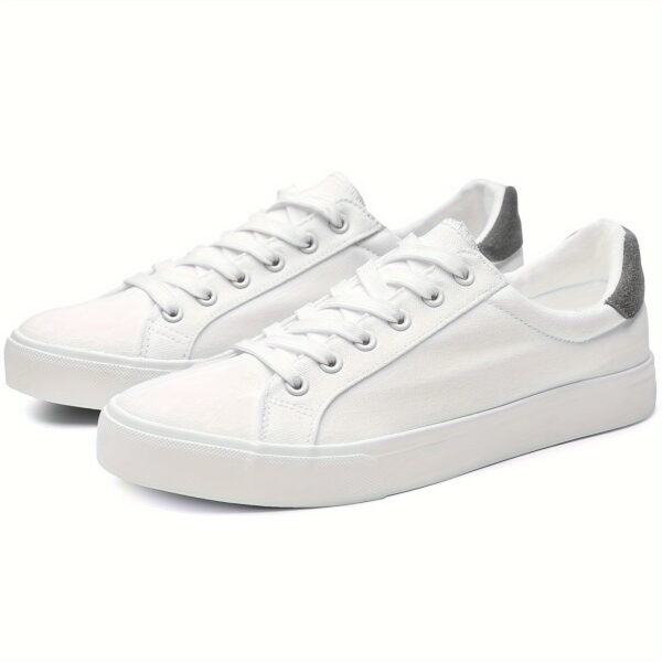 sports shoes