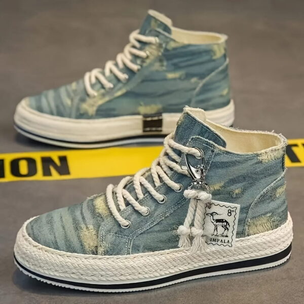 sports shoes