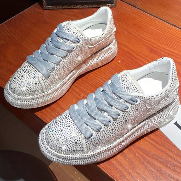 Sports Shoes