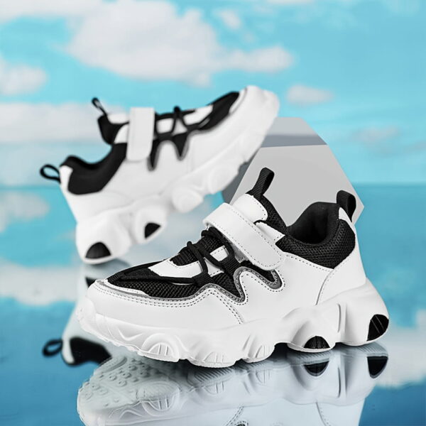 Sports Shoes