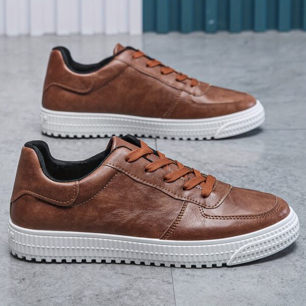 Sports Shoes