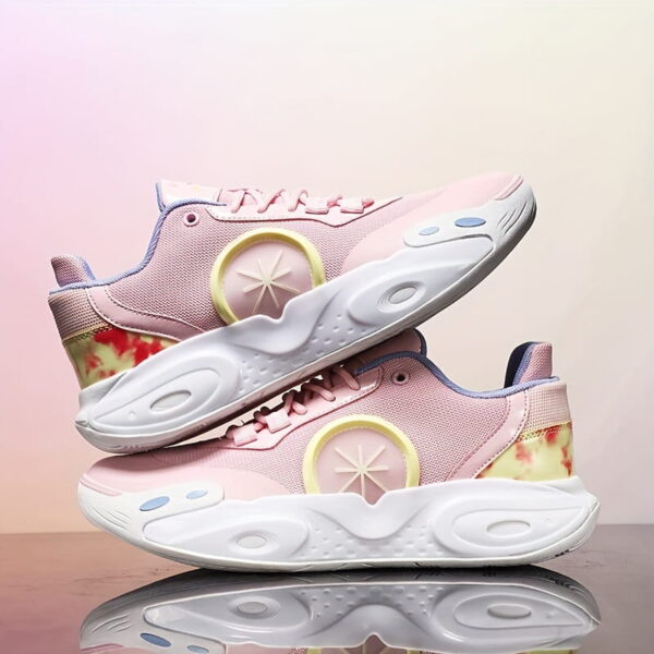 sports shoes