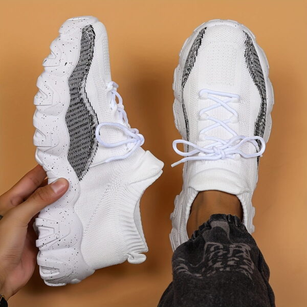 Sports Shoes