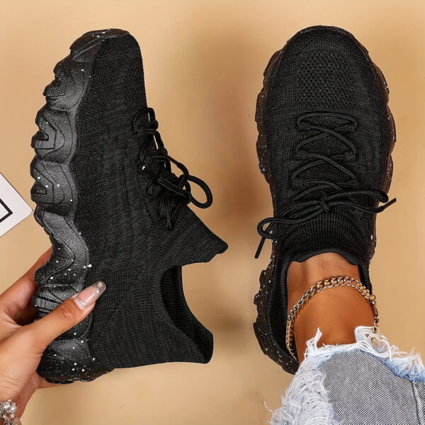 Sports Shoes