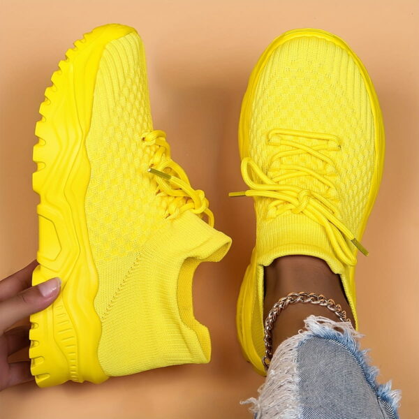 Sports Shoes