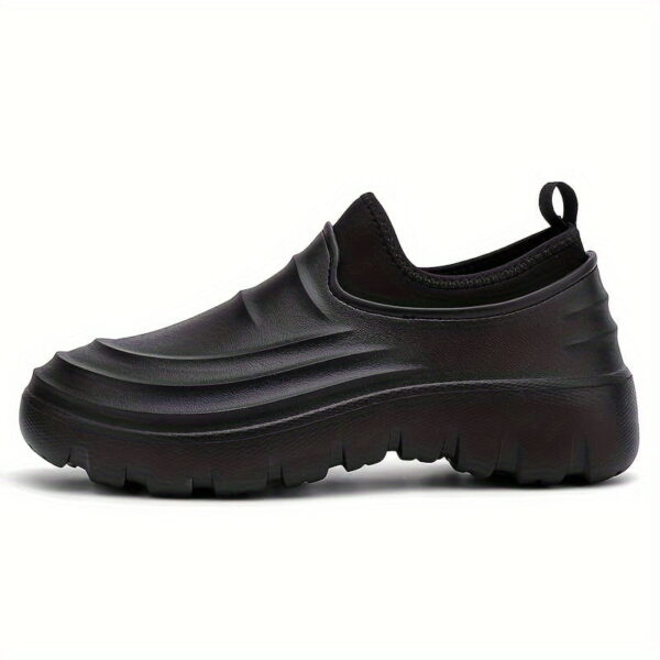 Sports Shoes