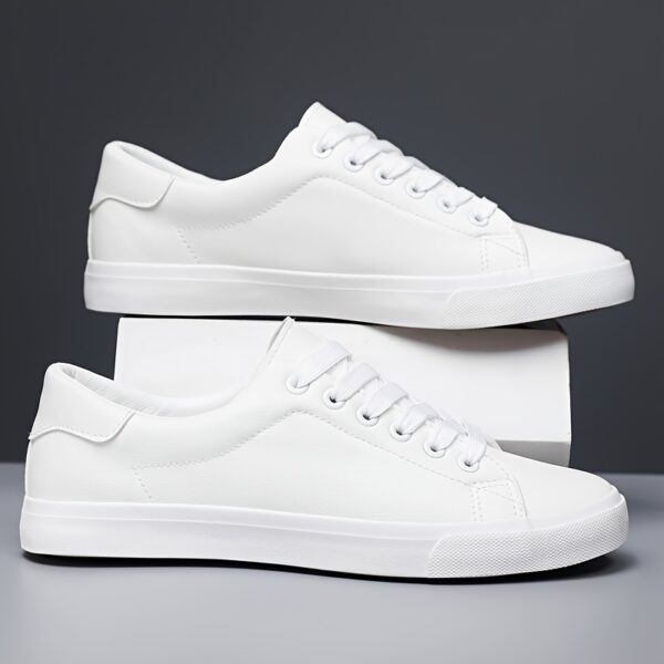 Sports Shoes