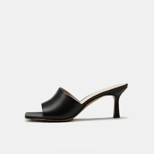 Sandal