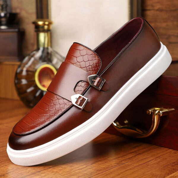 sports shoes