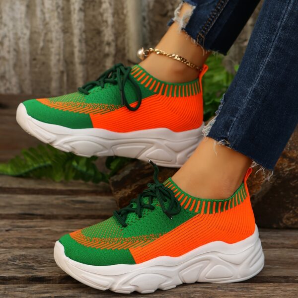 Sports Shoes