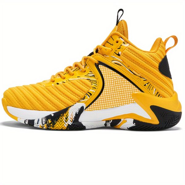 Sports Shoes
