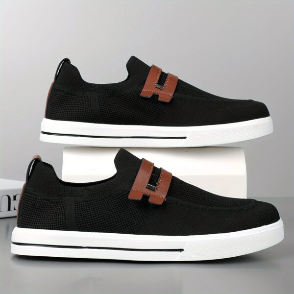 sports shoes