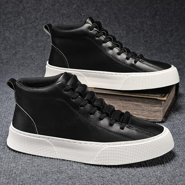 Sports Shoes