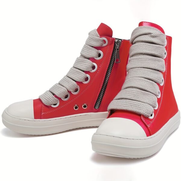 Sports Shoes