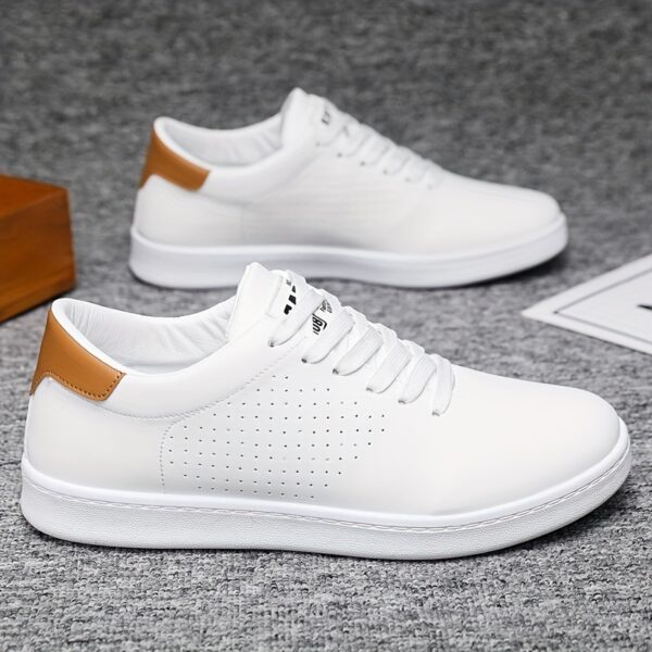 Sports Shoes