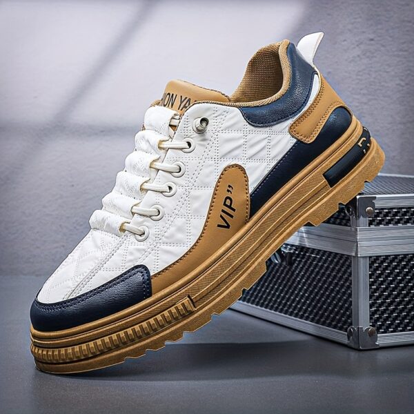 Sports Shoes