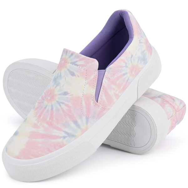 Sports Shoes