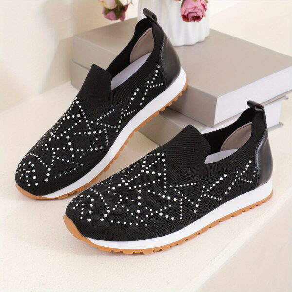 Sports Shoes