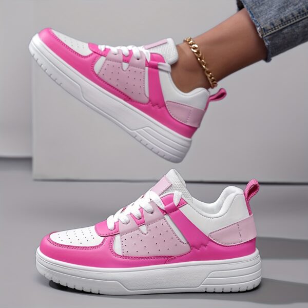 Sports Shoes
