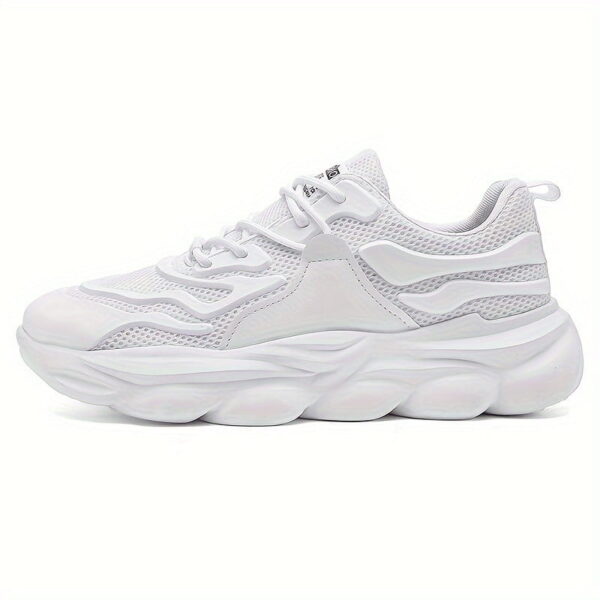 sports shoes