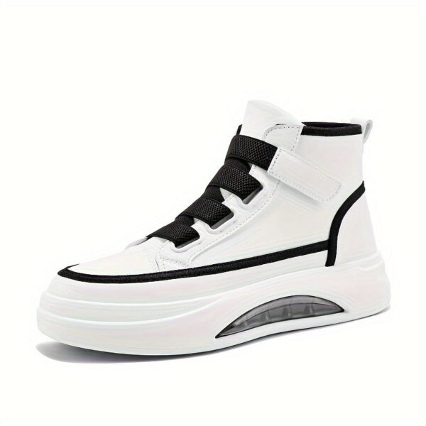 Sports Shoes