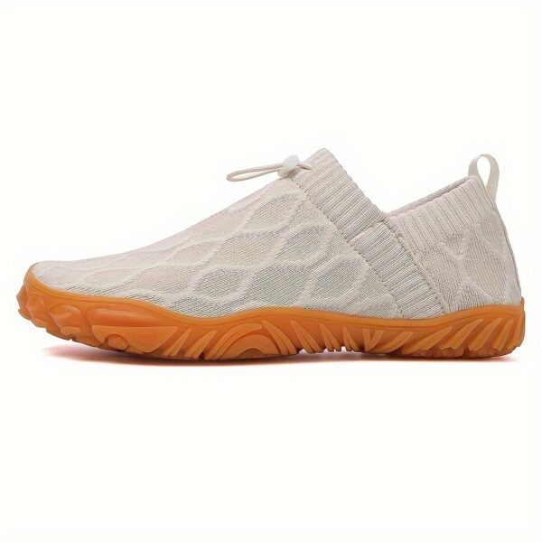 Sports Shoes