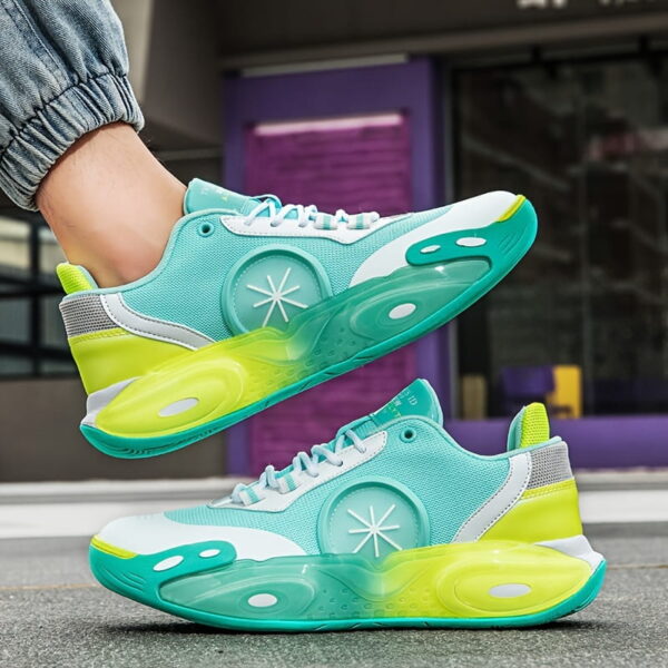 Sports Shoes