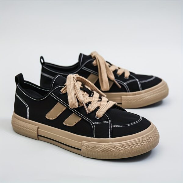 Sports Shoes