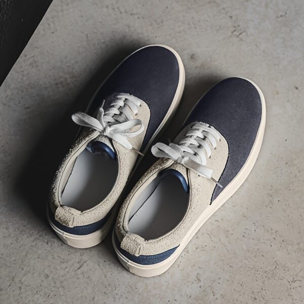 Sports Shoes