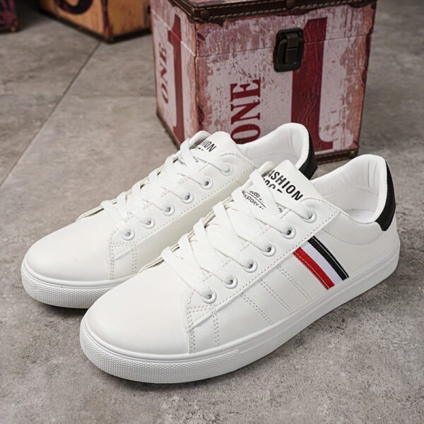 sports shoes