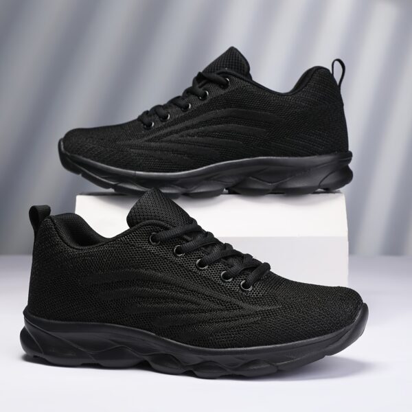 Sports Shoes