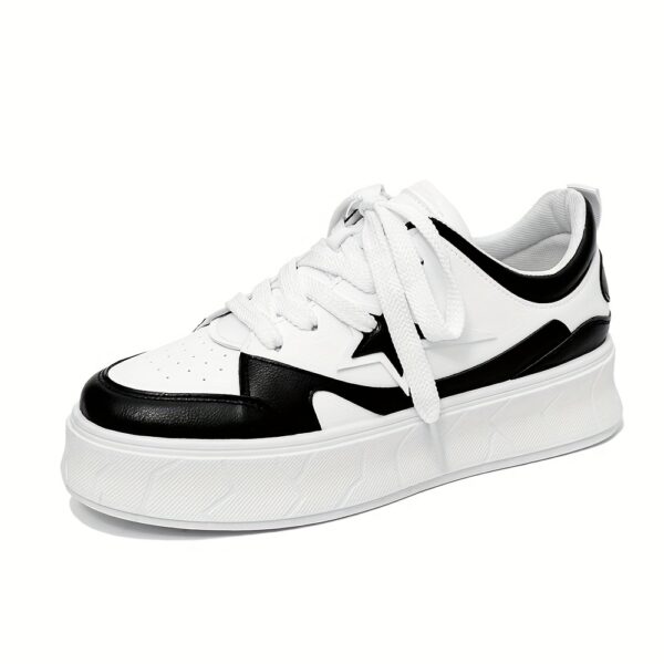Sports Shoes