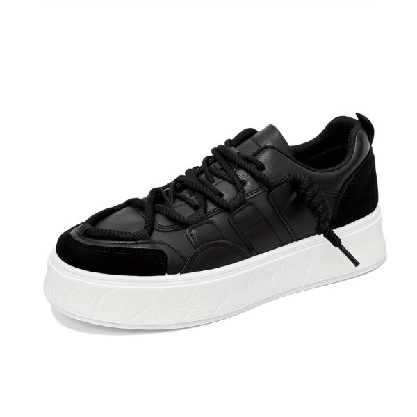 Sports Shoes