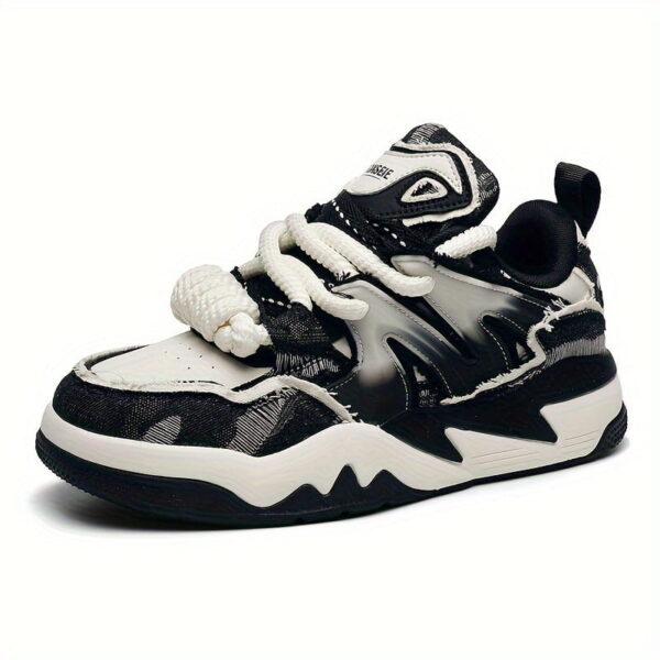 Sports Shoes
