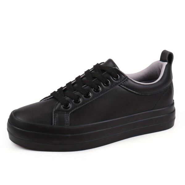 Sports Shoes