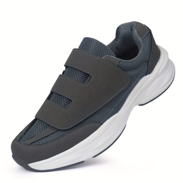 Sports Shoes