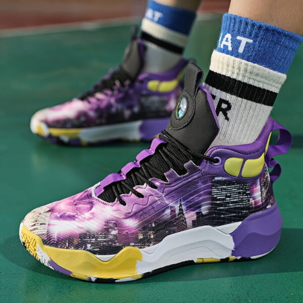 Sports Shoes
