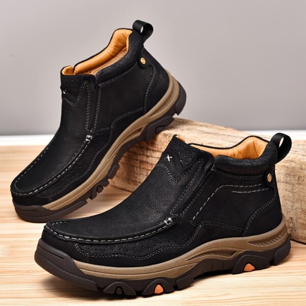 Sports Shoes