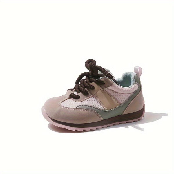 Sports Shoes