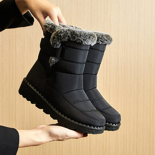 snow boots
